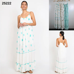 Vestido blanco con bordado corales