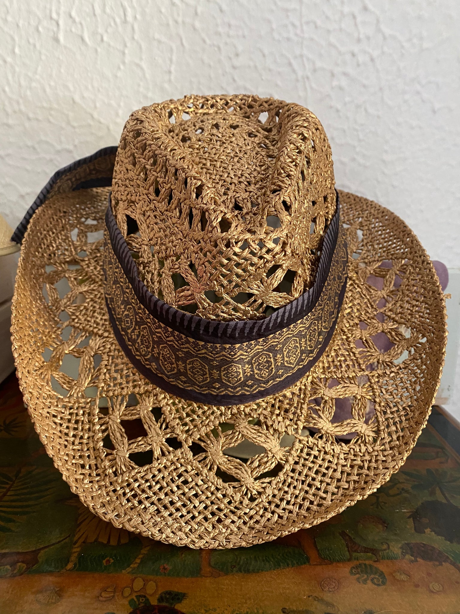 Sombrero gold